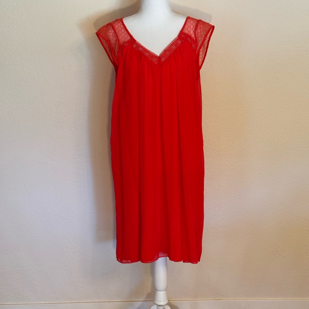 BEAUTIFUL FRENCH SLEEVELESS RED COCKTAIL DRESS